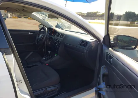 2016 Volkswagen Jetta 1.4T S из США, поврежденный, VIN 3VW267AJ9GM274230